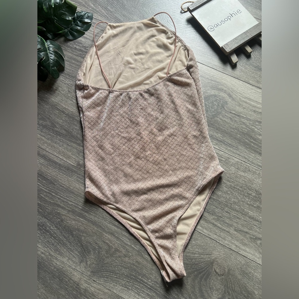 Olive Tree Blush Pink Shimmery Metallic Silver High Neck Halter Bodysuit. Size S - Picture 9 of 14